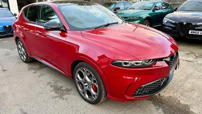 Used Alfa Romeo Tonale 160 HP (117 kW) 2024 Red/black SUV