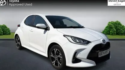 Used Toyota Yaris Design 116 HP (85 kW) 2024 White Hatchback