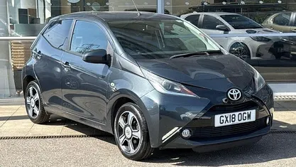 Used Toyota Aygo X-clusiv 69 HP (50 kW) 2018 Grey Hatchback