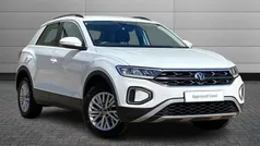 Pure white Used 2022 VW T-Roc Life SUV | £20,750 (Fair price)