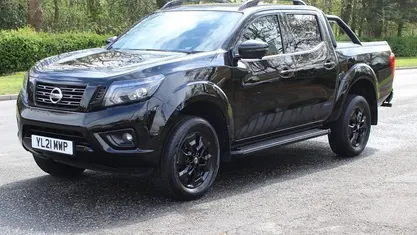 Used Nissan Navara N-Guard 190 HP (139 kW) 2021 Black Pickup
