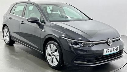 Second-hand VW Golf VII Style 116 CP (85 kW) 2021 Gri Hatchback