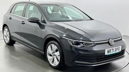Used VW Golf VII Style 116 HP (85 kW) 2021 Hatchback