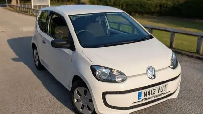 Used VW up! take up! 60 HP (44 kW) 2012 White Hatchback