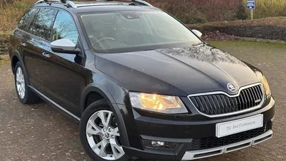 Used 2016 Skoda Octavia Scout Estate | £9,000 (Fair price)