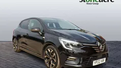 Black Used 2022 Renault Clio V SE Hatchback | £14,995 (Fair price)