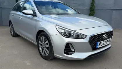 Used Hyundai i30 SE 140 HP (102 kW) 2019 Estate