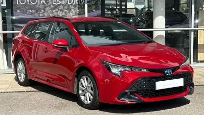 Usado Toyota Corolla 140 HP (102 kW) 2026 Carrinha