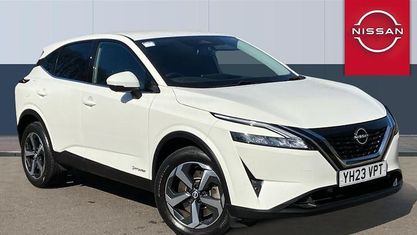 Używany Nissan Qashqai N-Connecta 190 KM (139 kW) 2023 Biały SUV