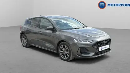 Used Ford Focus ST-Line 155 HP (114 kW) 2023 Grey Hatchback
