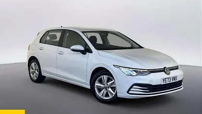 Used VW Golf VIII Life 131 HP (96 kW) 2023 Hatchback