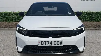 Used Vauxhall Corsa 101 HP (74 kW) 2024 White Hatchback