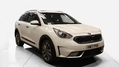 White Used 2017 Kia Niro 2 SUV | £13,750 (Fair price)