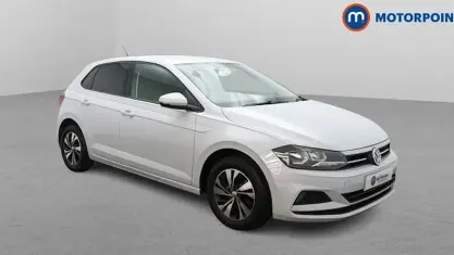 Used VW Polo SE 95 HP (69 kW) 2018 Silver Hatchback