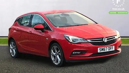 Red Used 2017 Vauxhall Astra SRi Hatchback | £7,099 (Fair price)