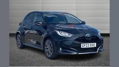 Eclipse black Used 2023 Toyota Yaris Hybrid Hatchback | £19,495 (Fair price)