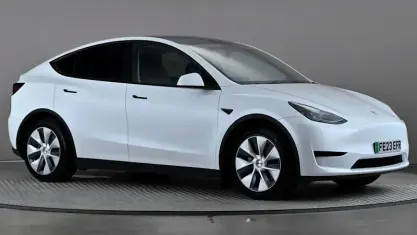 Used Tesla Model Y Standard Range 219 kW (299 HP) 2023 White SUV