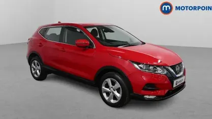 Używany Nissan Qashqai Acenta Premium 160 KM (117 kW) 2019 Czerwony SUV