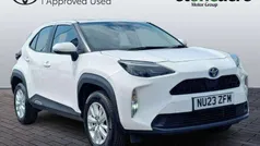 White Used 2023 Toyota Yaris Cross SUV | £18,250 (Good price)