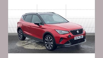 Używany Seat Arona FR 116 KM (85 kW) 2024 Czerwony SUV