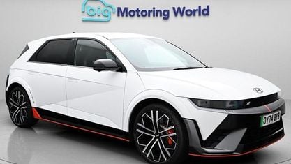 Begagnad Hyundai Ioniq 478 kW (650 HK) 2026 Halvkombi
