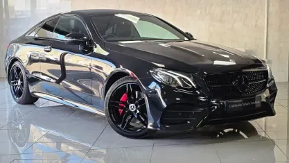 Usado Mercedes E220 AMG line 194 HP (142 kW) 2018 Preto Coupé