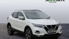 White Used 2019 Nissan Qashqai Tekna SUV | £13,495 (Fair price)