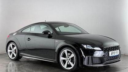 Używany Audi TT S-Line 197 KM (144 kW) 2023 Coupe