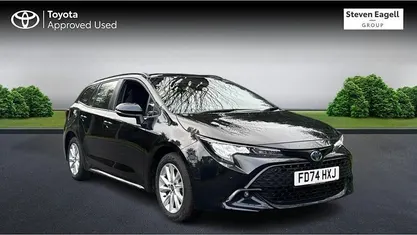 Used 2025 Toyota Corolla Estate | £26,530 (Fair price)