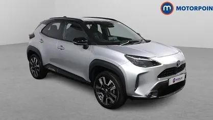 Used Toyota Yaris Hybrid Edition 131 HP (96 kW) 2024 Silver Estate