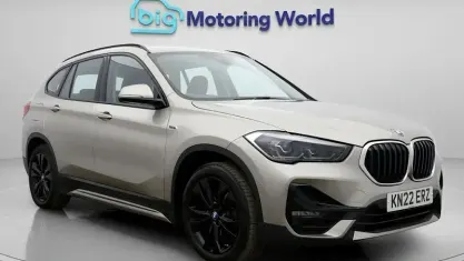 Używany BMW X1 Sport Line 221 KM (162 kW) 2022 Srebrny SUV