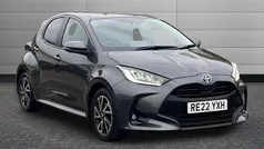 Used 2022 Toyota Yaris Hybrid Design Hatchback | £16,995 (Fair price)