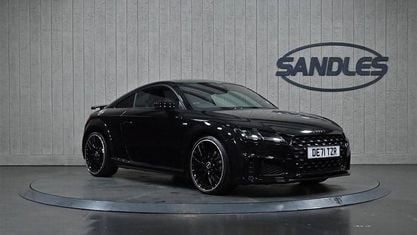Usado Audi TT Black Edition 197 HP (144 kW) 2024 Coupé