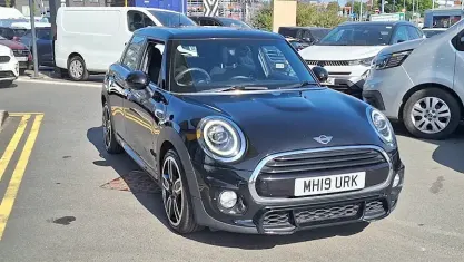 Used Mini Cooper Hatch 136 HP (100 kW) 2019 Black Hatchback