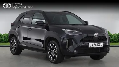 Eclipse black Used 2024 Toyota Yaris Hybrid Design Estate | £22,251 (Good price)