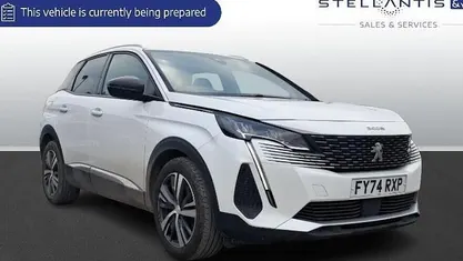 Used 2024 Peugeot 3008 Allure Estate | £16,951 (Fair price)