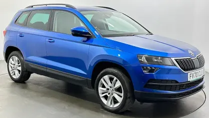 Used Skoda Karoq SE Technology 150 HP (110 kW) 2020 Blue SUV