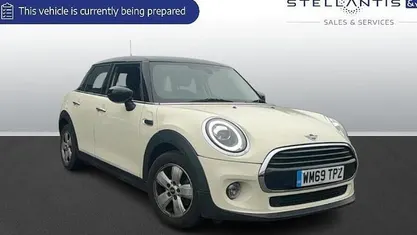 Used Mini Cooper Classic 136 HP (100 kW) 2020 Hatchback