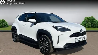 Used Toyota Yaris Hybrid Design 116 HP (85 kW) 2025 Estate