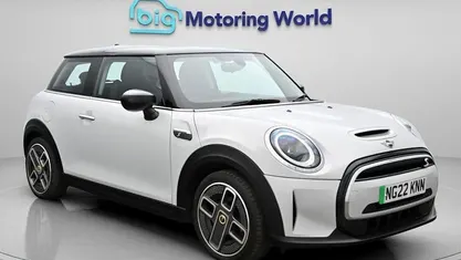 Used Mini Cooper Level 1 135 kW (184 HP) 2023 Hatchback
