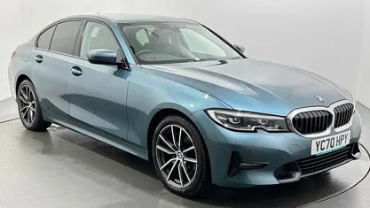 Used BMW 318 Sport Line 150 HP (110 kW) 2020 Blue Sedan