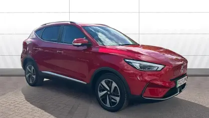 Gebraucht MG ZS Trophy 114 kW (156 PS) 2023 Rot SUV