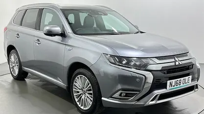 Used Mitsubishi Outlander P-HEV 177 HP (130 kW) 2018 Grey Estate