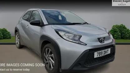 Used Toyota Aygo X PURE 72 HP (52 kW) 2025 SUV