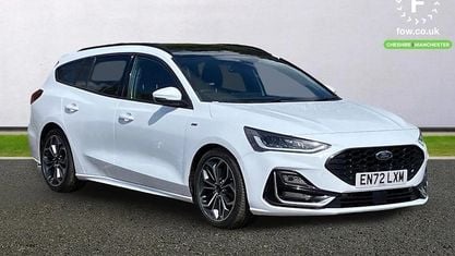 Begagnad Ford Focus ST-Line 120 HK (88 kW) 2022 Vit Kombi
