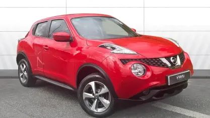 Używany Nissan Juke Acenta 113 KM (83 kW) 2019 Czerwony SUV