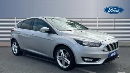 Used Ford Focus Titanium 120 HP (88 kW) 2016 Silver Hatchback