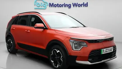 Used Kia e-Niro 150 kW (204 HP) 2024 SUV