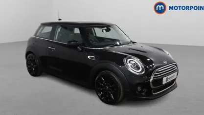 Begagnad Mini Cooper Exclusive 136 HK (100 kW) 2020 Svart Halvkombi