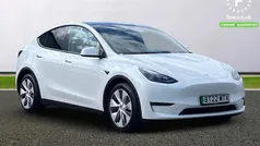 White Used 2022 Tesla Model Y Long Range SUV | £25,299 (Fair price)